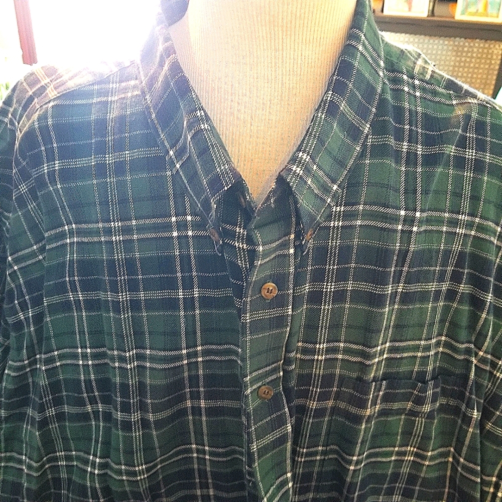 2 nwt men's 5xb long sleeved flannel shirts